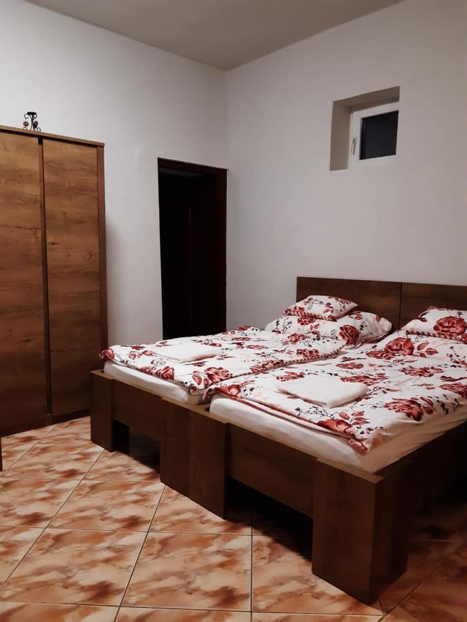 Helga Apartman Makó Eksteriør bilde